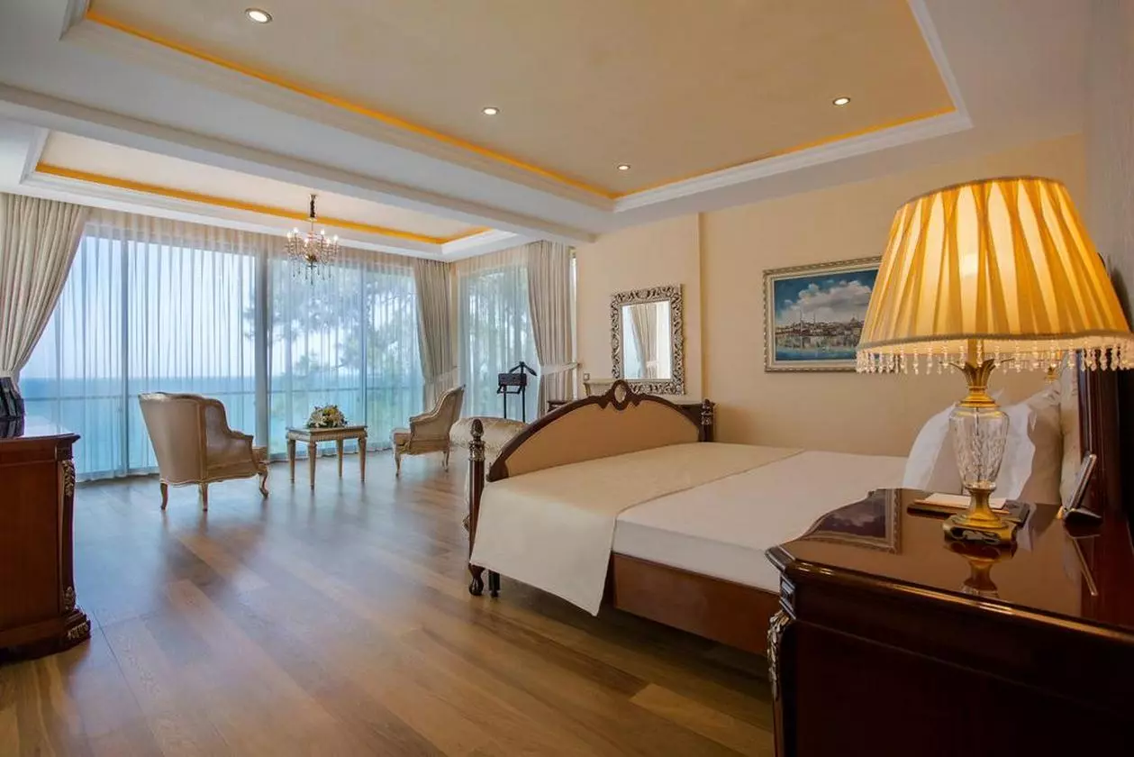 voguebodrum_shabaviz (14).jpg